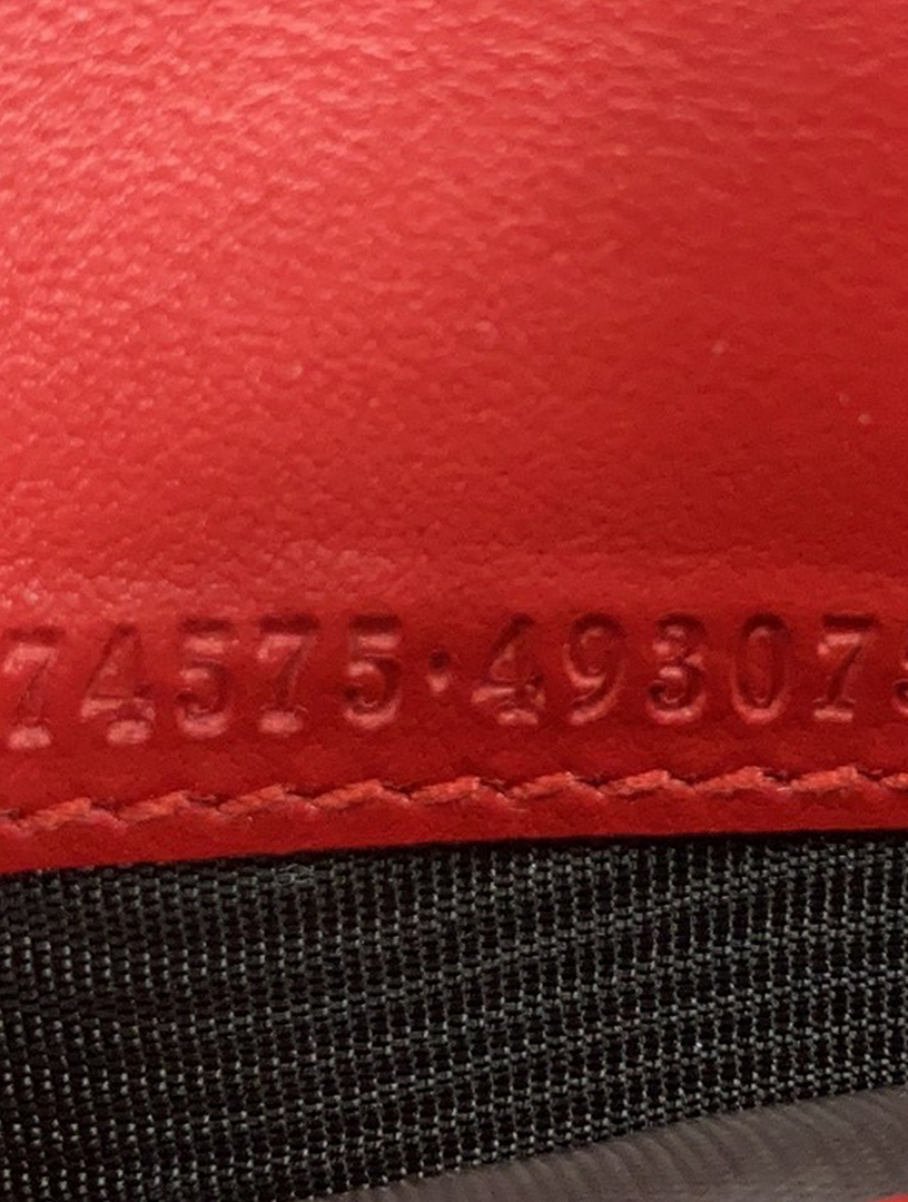 Pre-Loved GG Marmont Matelassé Leather Chain Wallet