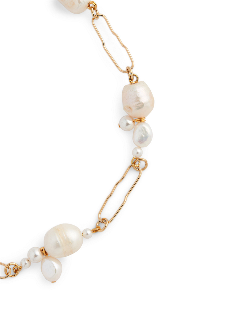 Formation Necklace With Pearls