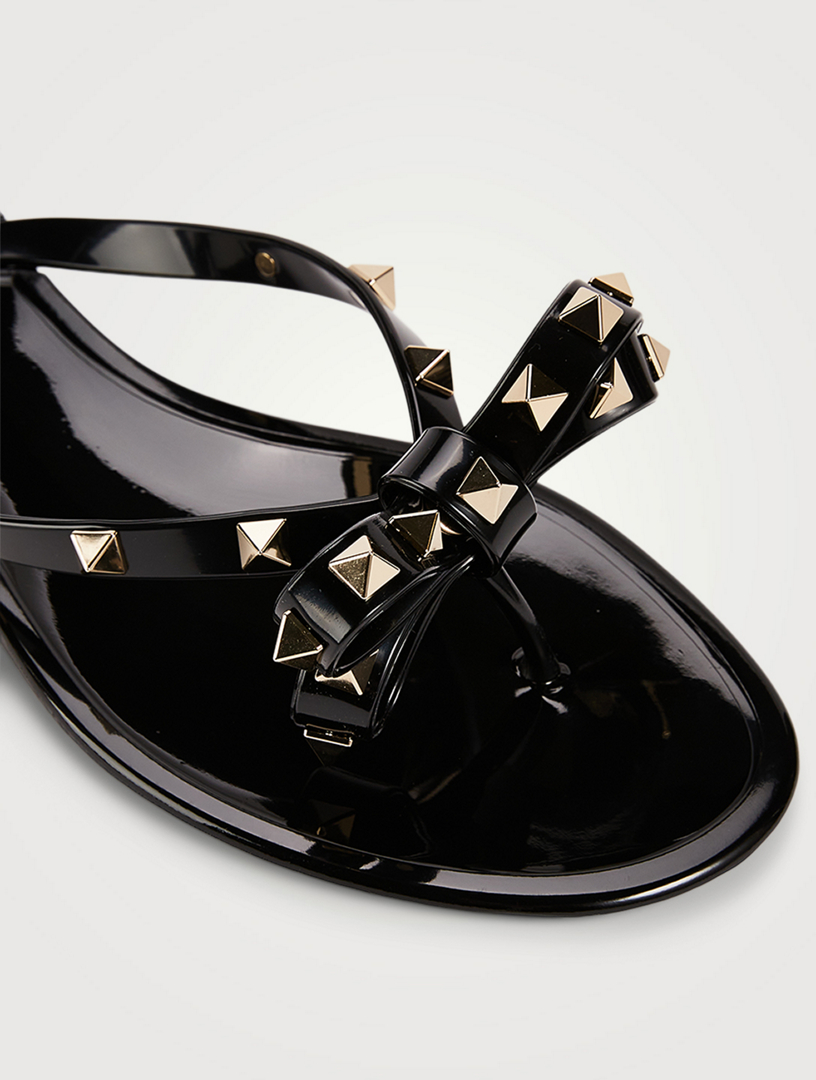 One Stud Leather Thong Sandals in Black - Valentino Garavani