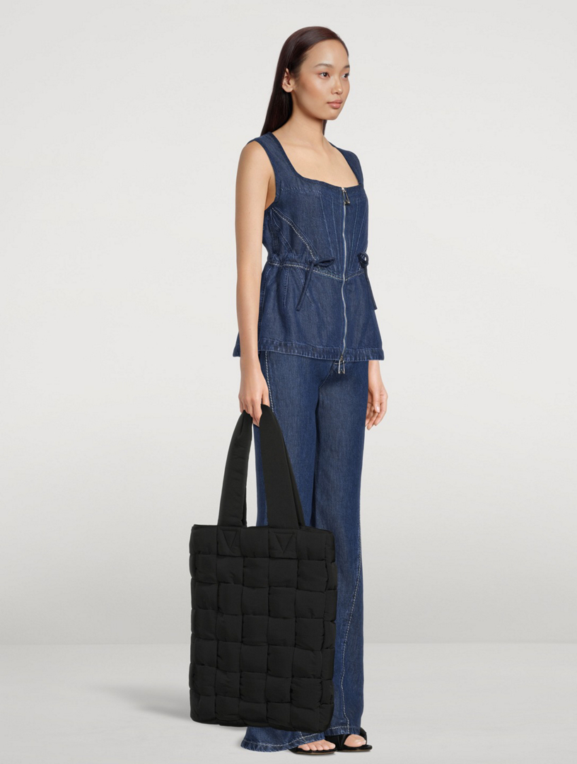 トートバッグ BOTTEGA VENETA  Padded Nylon Tote Bag BOTTEGA VENETA Padded Tote Nylon 2022 – REAWAKE