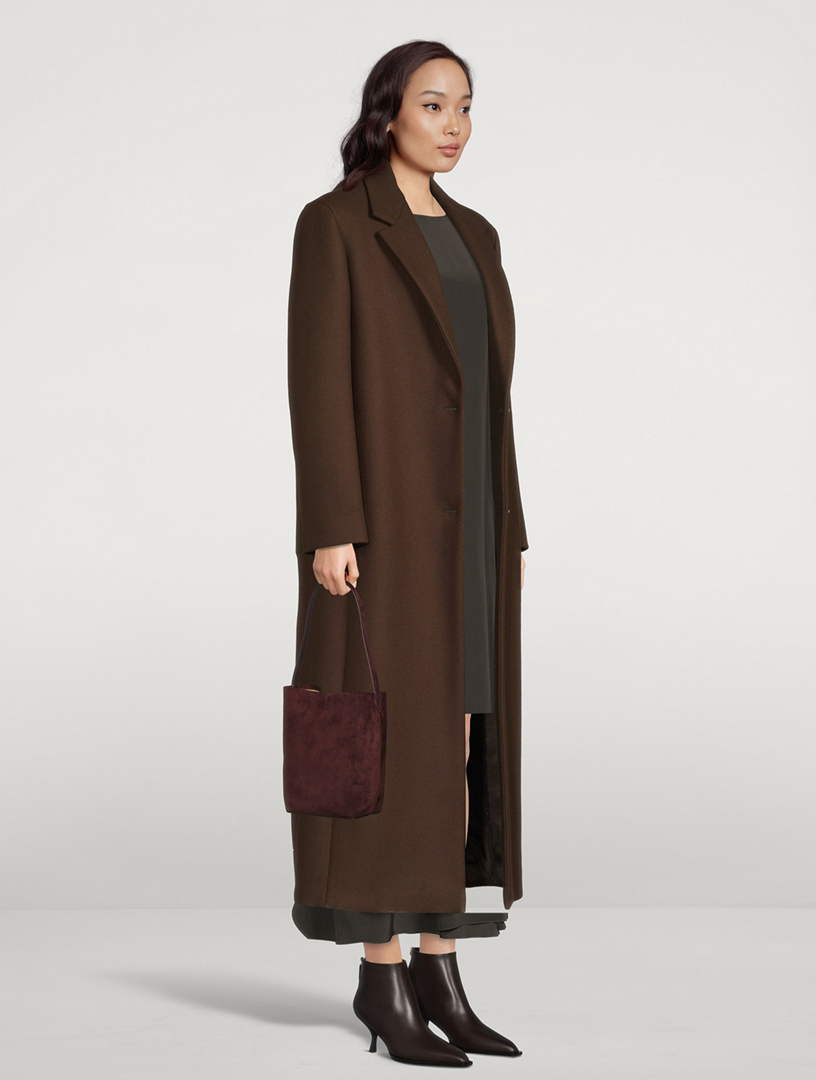 Pella Coat