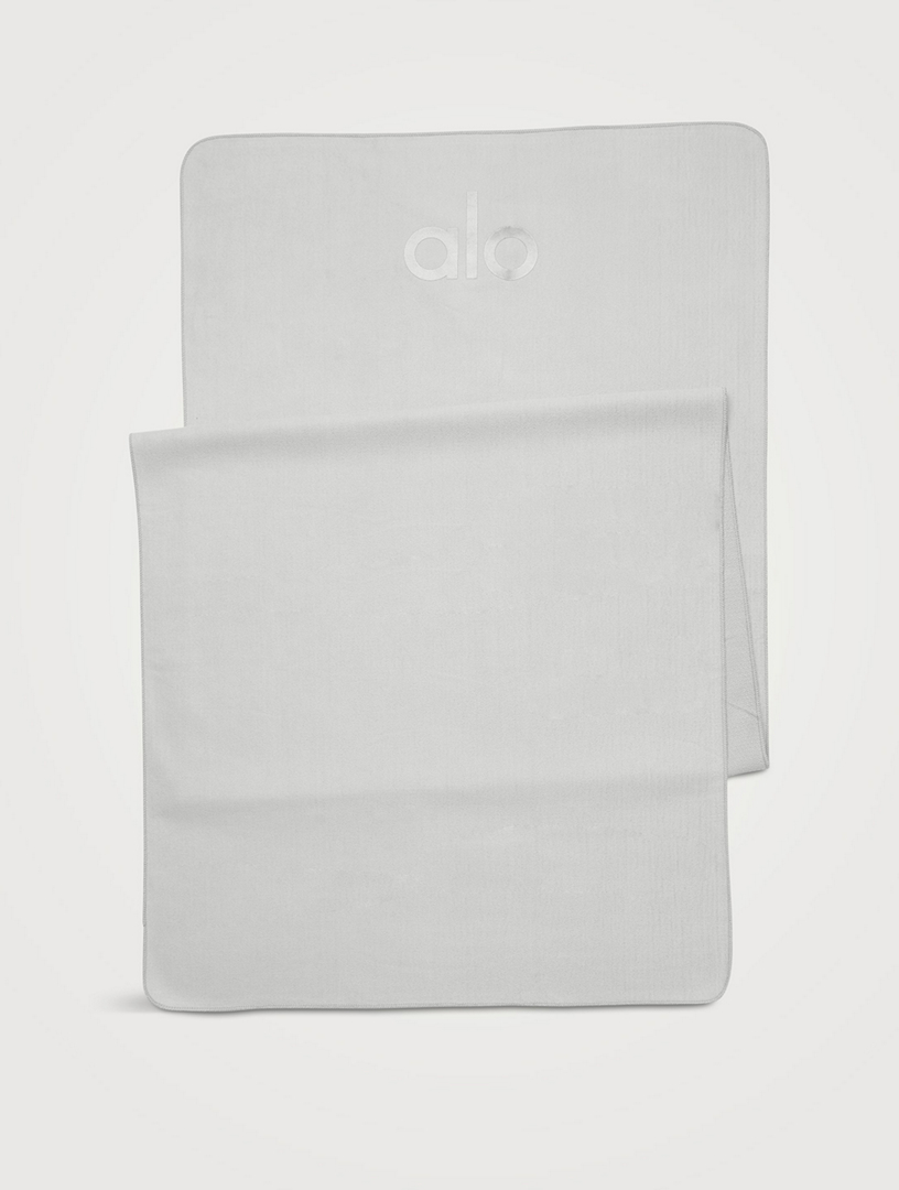 Grounded No-Slip Mat Towel