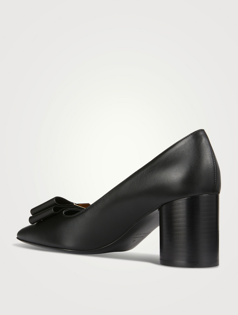 Ferragamo double deals bow pump