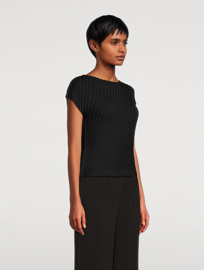 ISSEY MIYAKE Linen Like Pleats Top | Holt Renfrew