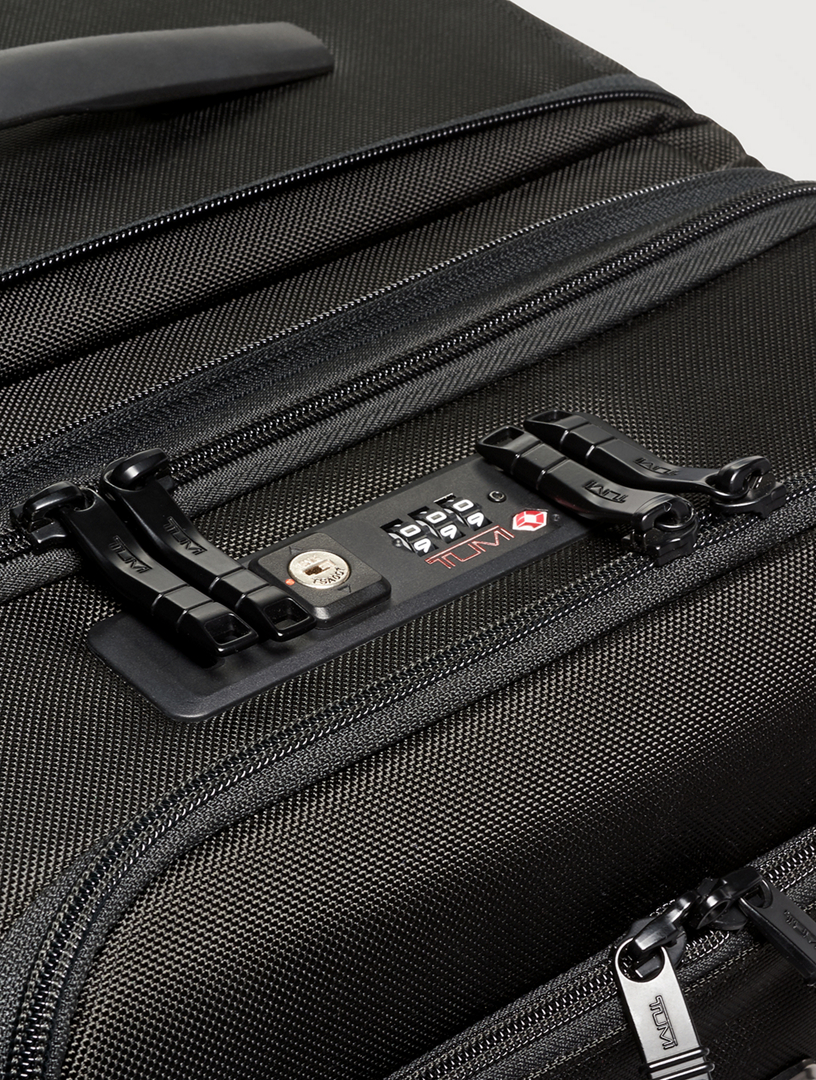 Alpha 3 Tall 4-Wheel Duffle Packing Case