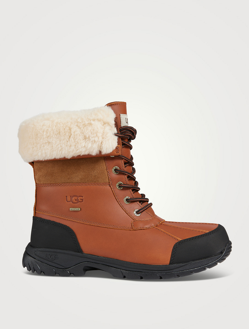 UGG Bottes imperm ables lac es Butte en cuir Holt Renfrew