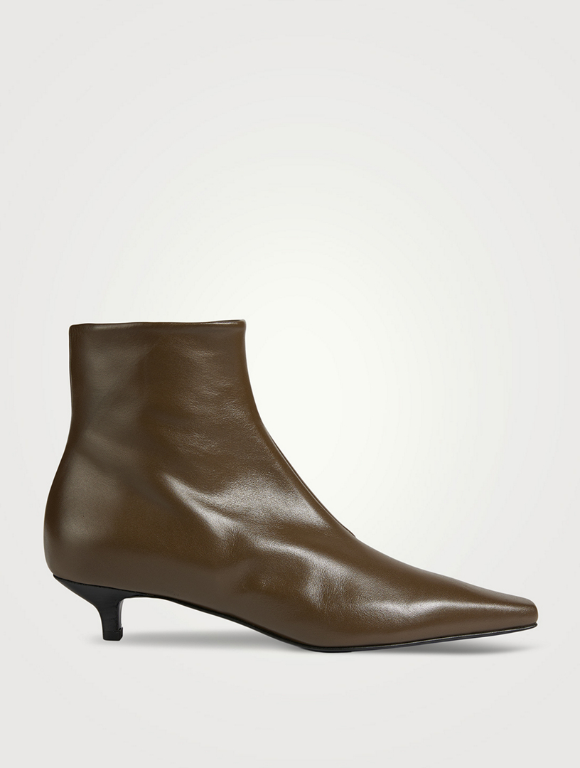 TOTÊME The Slim Leather Ankle Boots