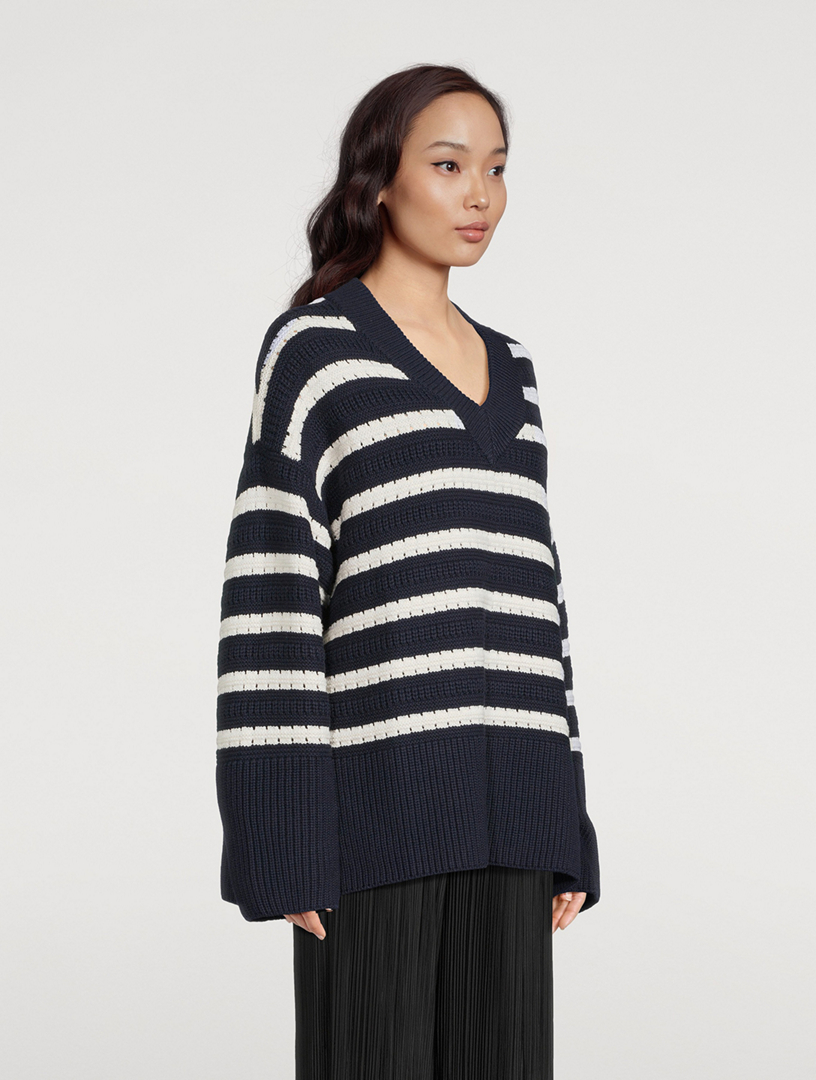Raili V-Neck Sweater