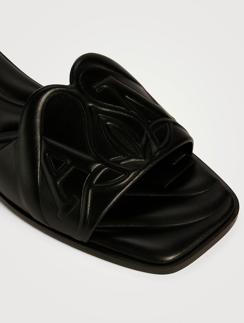 サンダル・ミュール ALEXANDER MCQUEEN SEAL LEATHER FLAT SANDALS Alexander McQueen Seal Flat Slide Sandal | REVERSIBLE