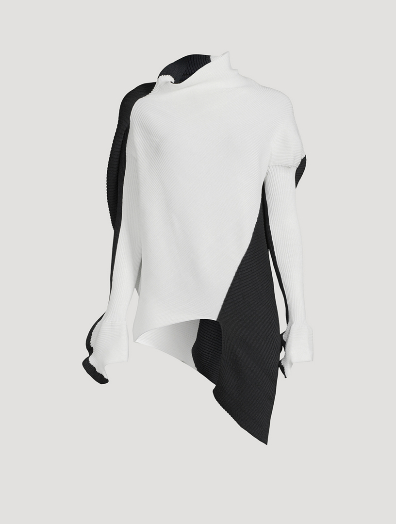 Aerate Mockneck Top