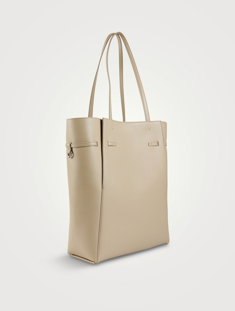 Medium Voyou Leather Tote Bag