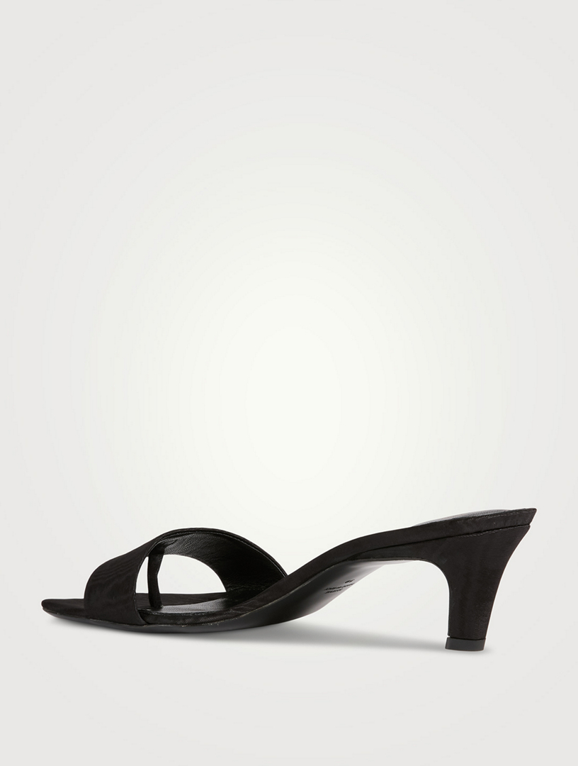 The Moiré Mules