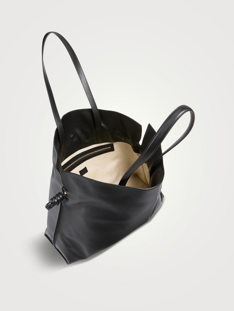 【LOEWE】FLAMENCO SHOULDER BAG Loewe - Large Flamenco Black Leather Shoulder Bag