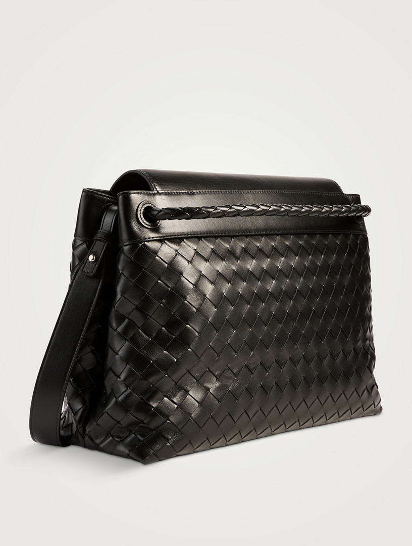 BOTTEGA VENETA Medium Andiamo Intrecciato Leather Messenger