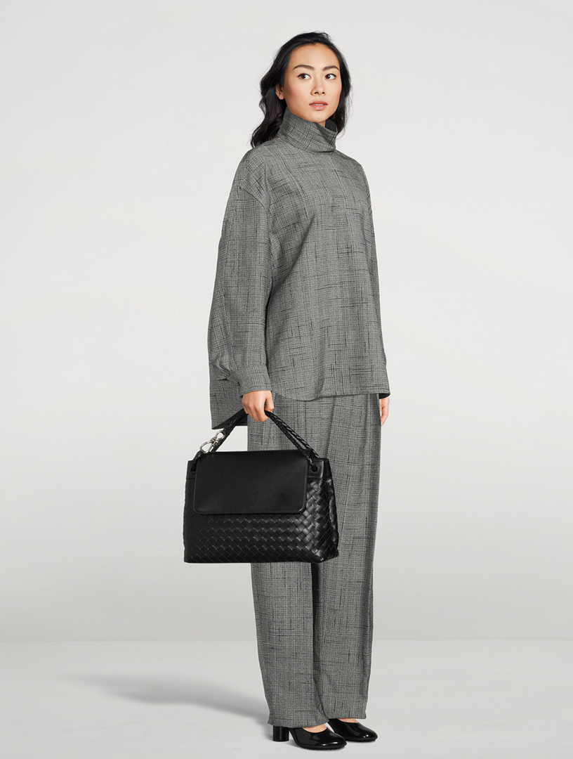 BOTTEGA VENETA Medium Andiamo Intrecciato Leather Messenger