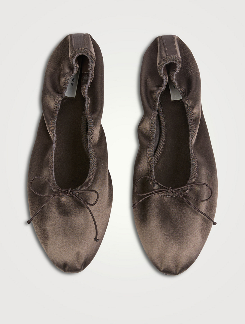 箱あり/ The Row ザ ロウAwar ballet flats 38 THE ROW Awar Satin Ballet Flats | Holt Renfrew