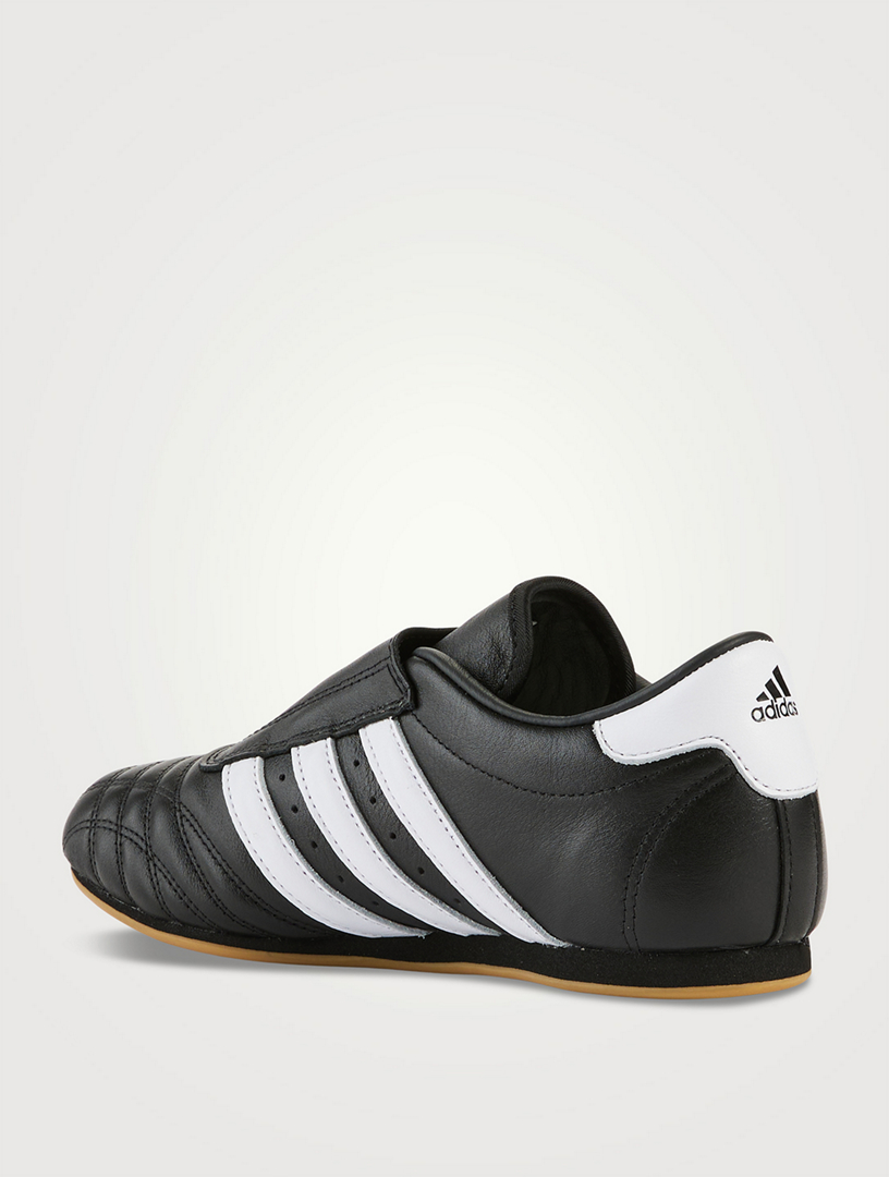 最終値下げ！新品　adidas TAEKWONDO シューズ 黒/白 箱付き adidas Originals Women's Taekwondo 