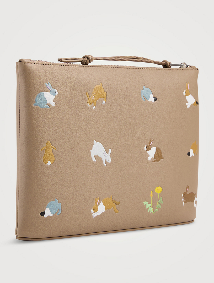 ロエベ LOEWE × Suna Fujita 巾着ポーチ うさぎ LOEWE - タグ付 LOEWE ロエベ Suna Fujita コラボ うさぎ 巾着