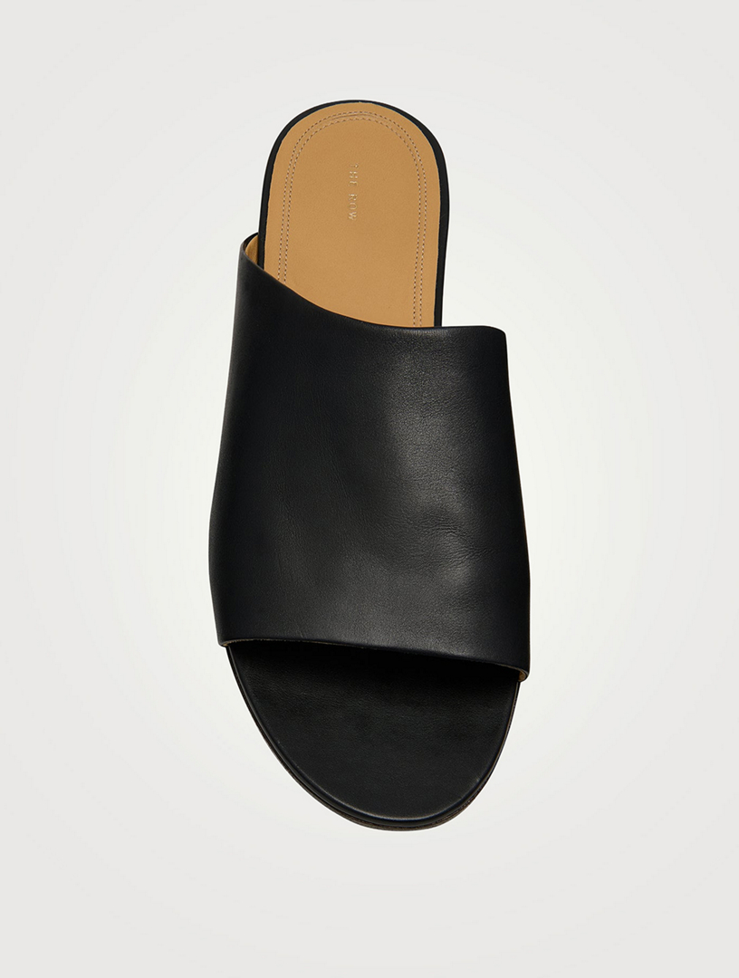 The Row シグナムレザースライド THE ROW Signum leather slides | NET-A-PORTER