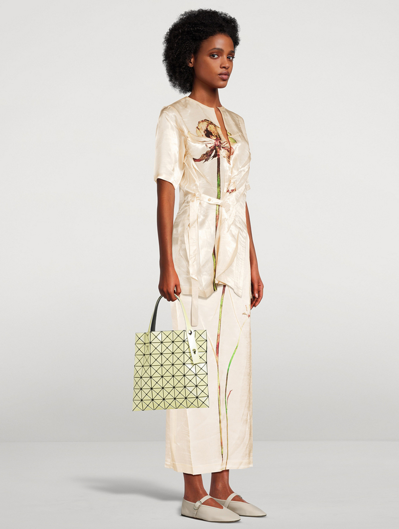 BAOBAO PRISM LLIC/LIGHT YELLOW 保証書付き BAO BAO ISSEY MIYAKE Small Prism Metallic Tote Bag | Holt Renfrew