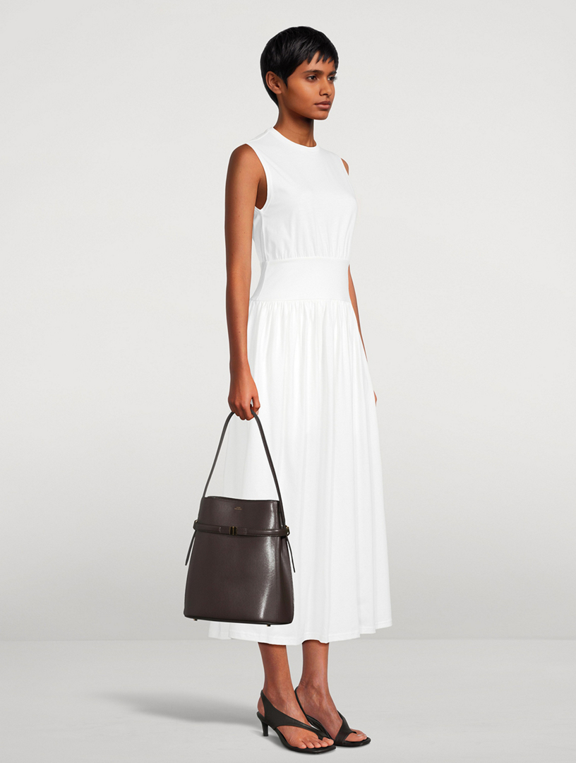 ハンドバッグ TOTEME Leather bucket bag with strap BLACK Leather bucket bag in black - Toteme | Mytheresa