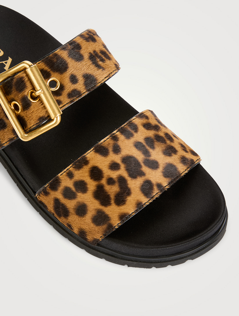 サンダル・ミュール PRADA LEOPARD PRINTED CALF HAIR SLIDE SANDALS PRADA Pony Hair Slide Sandals In Leopard Print | Holt Renfrew