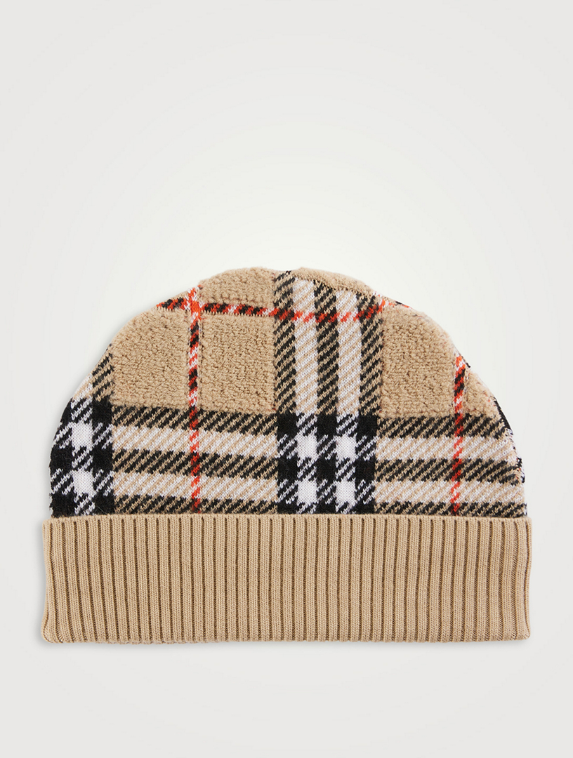ニットキャップ・ビーニー BURBERRY WOOL AND CASHMERE BLEND BEANIE Burberry Logo Graphic Cashmere Blend Beanie toque winter hat