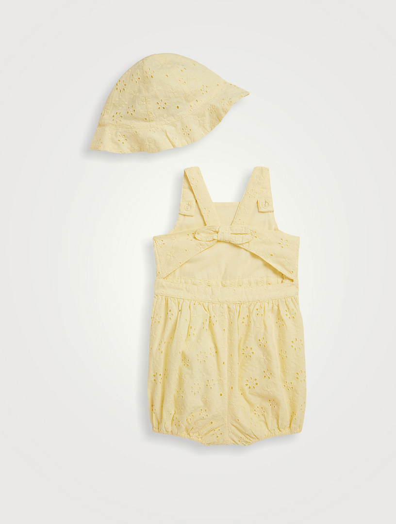 Ensemble bonnet et combi-short une-pièce en coton bulle avec œillets