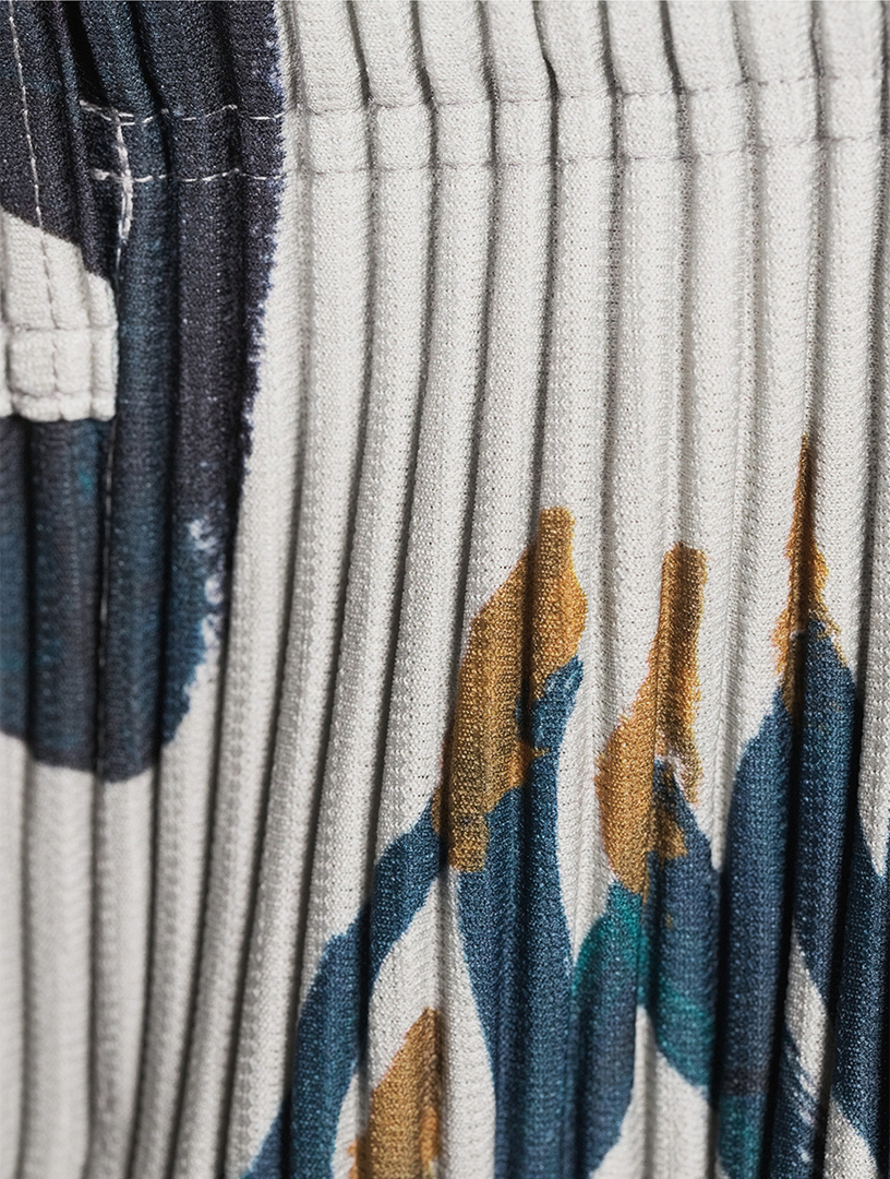 HOMME PLISSÉ ISSEY MIYAKE Fruits And Vegetables Shorts | Holt Renfrew