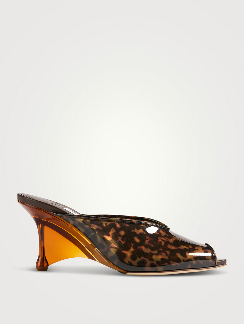 JIMMY CHOO テラコッタ ポインテッドトゥ ミュール JIMMY CHOO Glace Wedge Mules In Tortoiseshell Print | Holt Renfrew