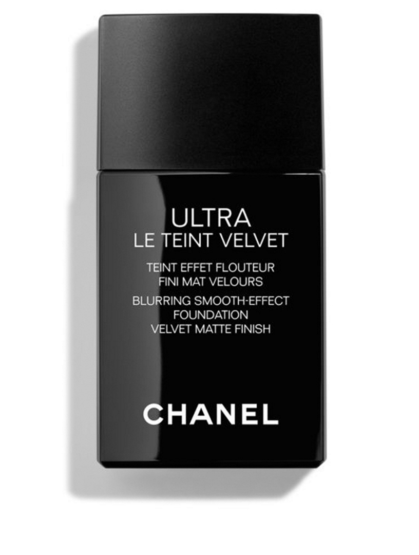 CHANEL Ultra-Light And Longwear Formula Blurring Matte Finish Perfect  Natural Complexion