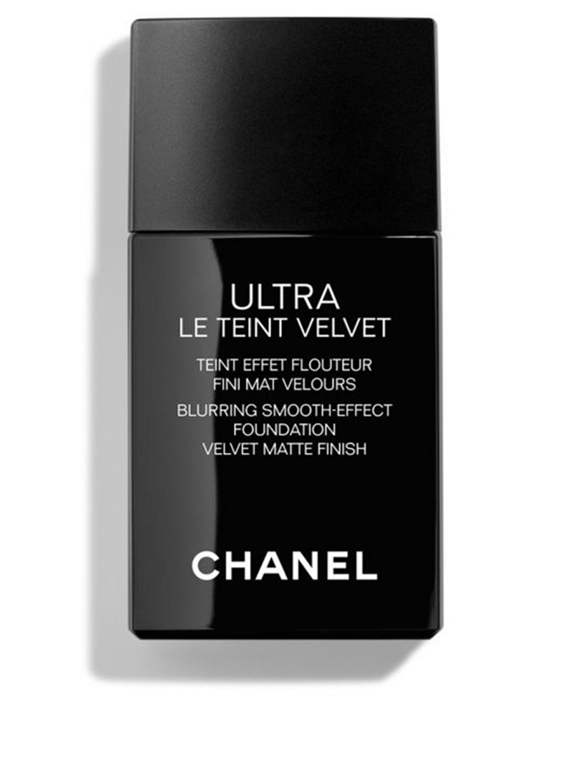 CHANEL Ultrawear - All-Day Comfort - Flawless Finish Foundation