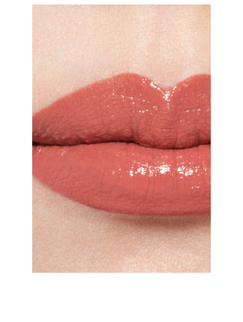 CHANEL Hydrating And Plumping Lipstick. Intense, Long-Lasting Colour And Shine  Beige