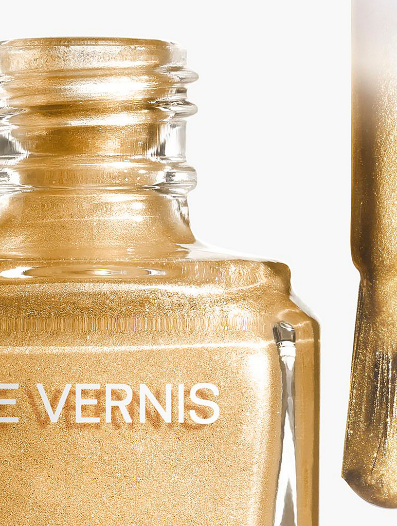 CHANEL Nail Colour | Holt Renfrew