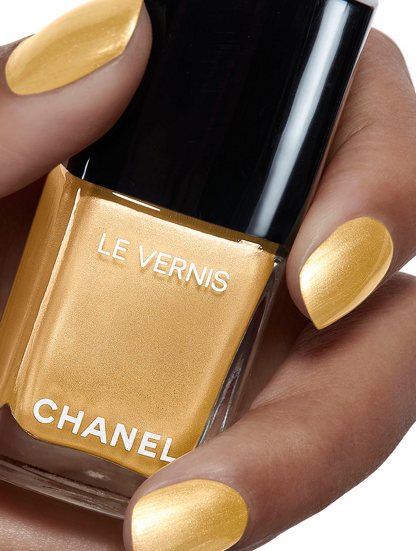 CHANEL Nail Colour | Holt Renfrew