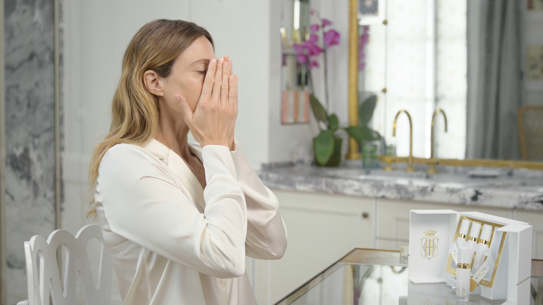 SISLEY PARIS Sisleÿa L'Integral Anti-Age La Cure | Holt Renfrew