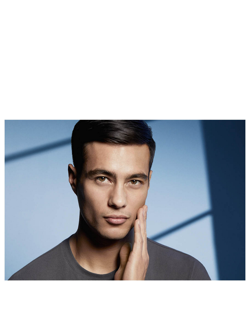 Shiseido Men Total Revitalizer Light Fluid