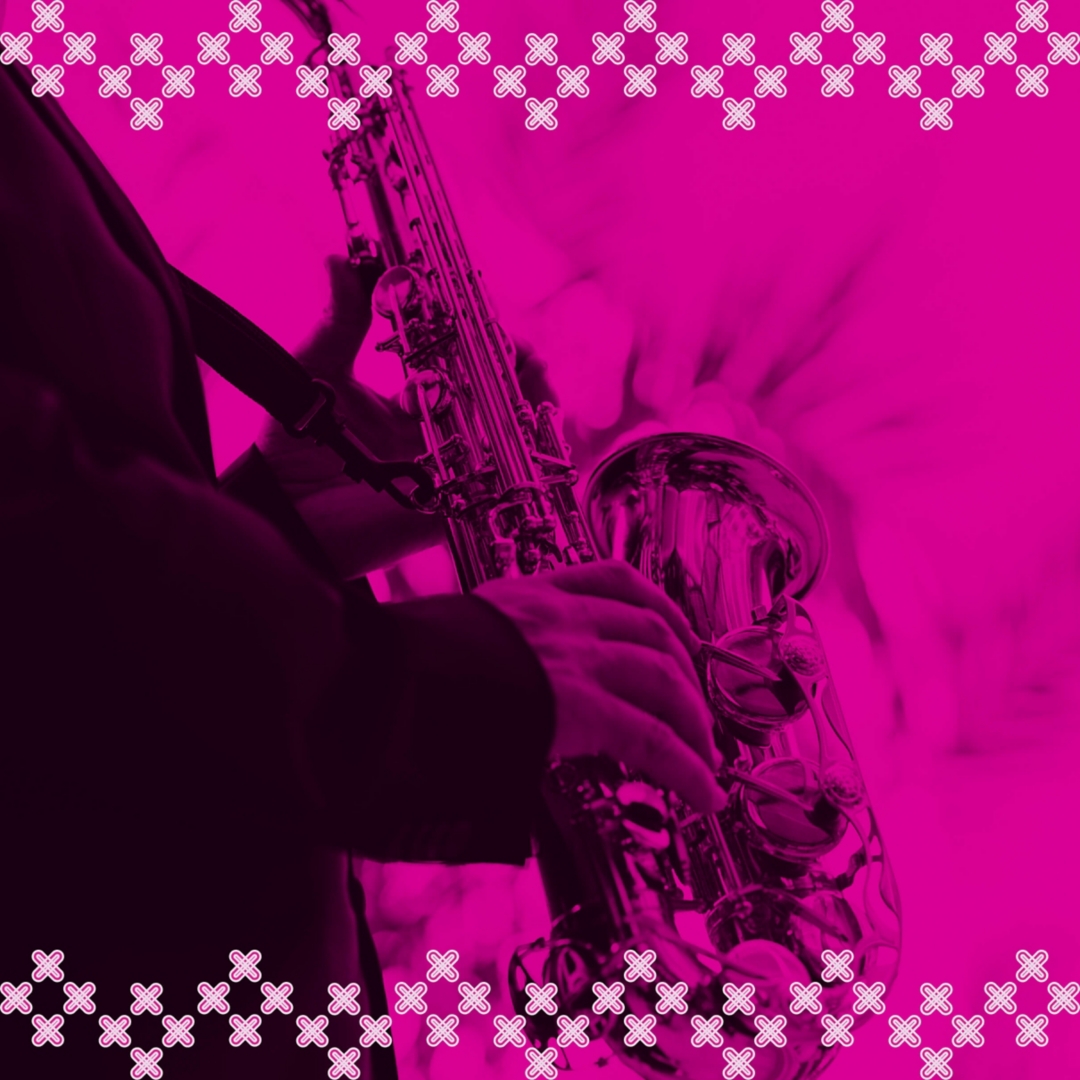 Magenta saxaphone
