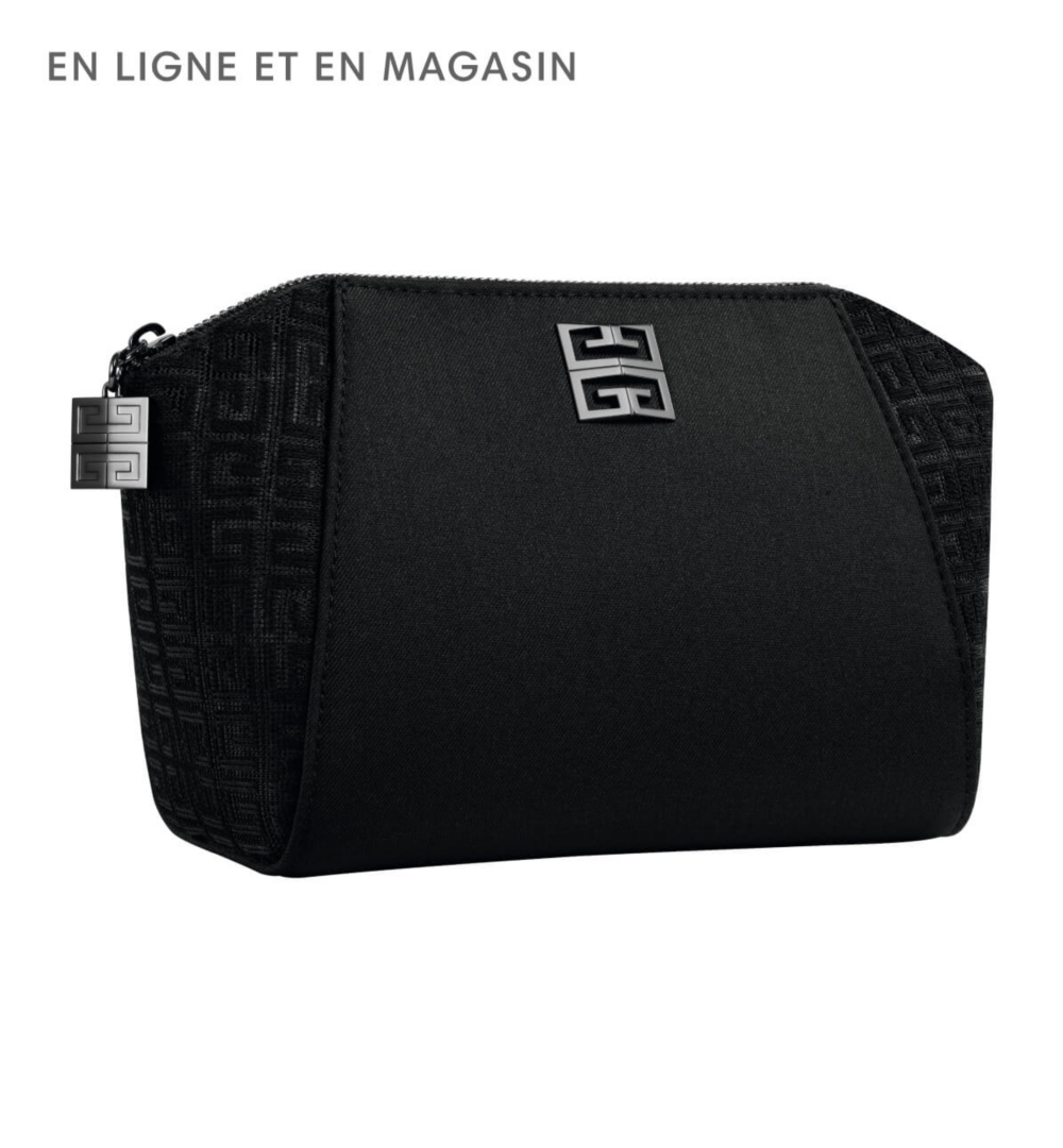 Une pochette noire Givenchy