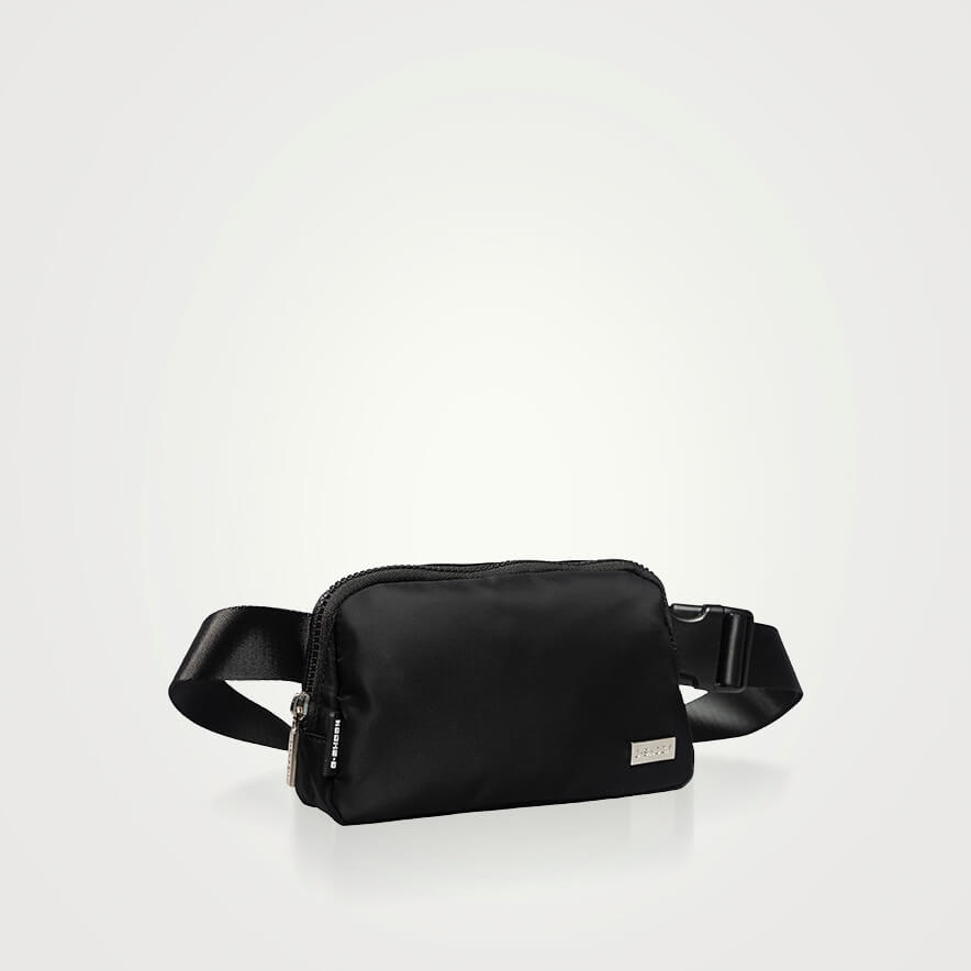 A black Casio bag